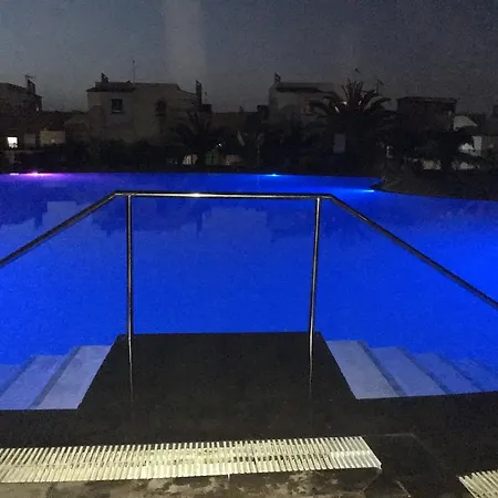 Las Fuentes Коральео