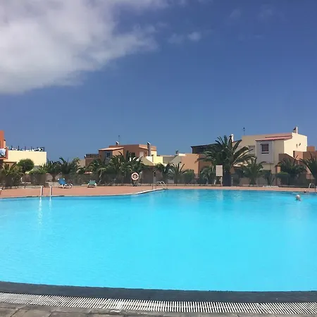 Las Fuentes Апартаменты Коральео